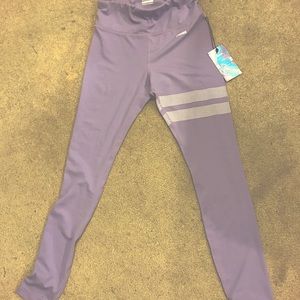 STRONGER work out leggings